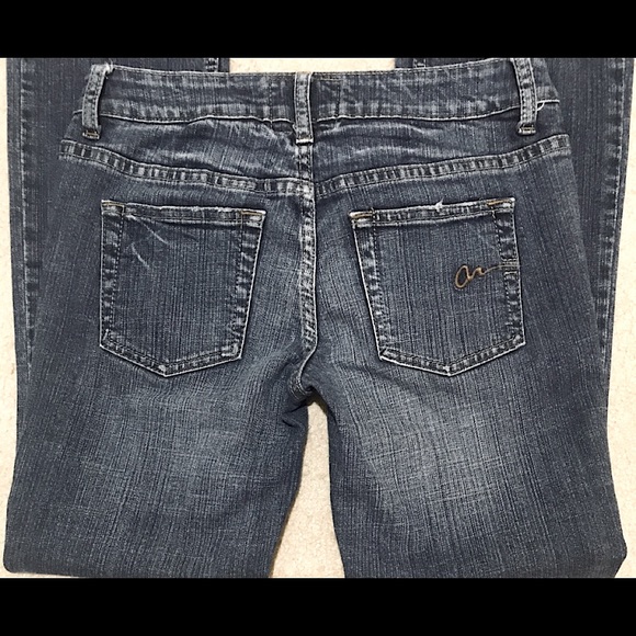 🔥EUC AMERICAN RAG DARK DENIM FACTORY DISTRESSED BOOT CUT SUPER CUTE JEANS!!! - Picture 2 of 5